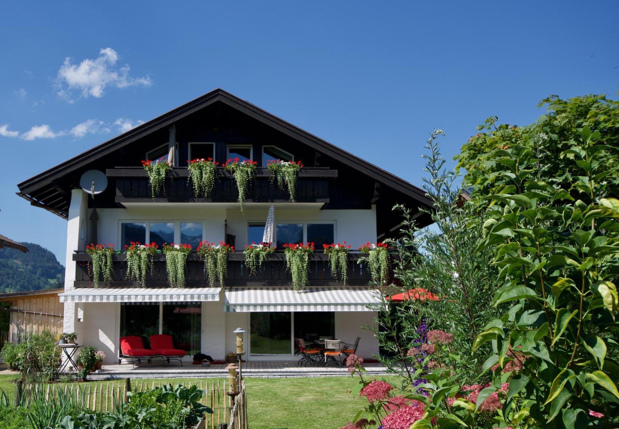 Haus Jahreszeiten